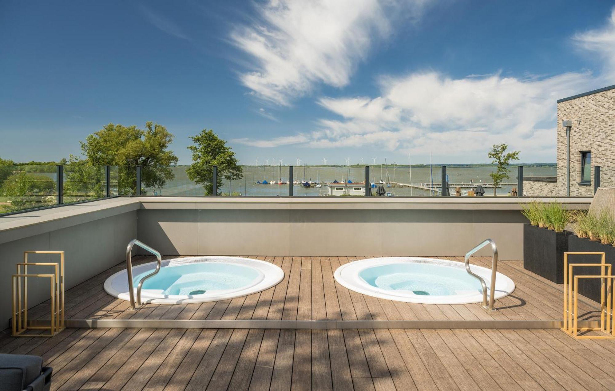 Beach Front Apartment In Lembruch-Duemmer See Kültér fotó